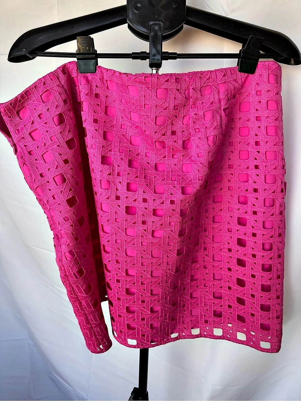 Ann Taylor Geometric Openwork Mini Skirt in Pink Size 18